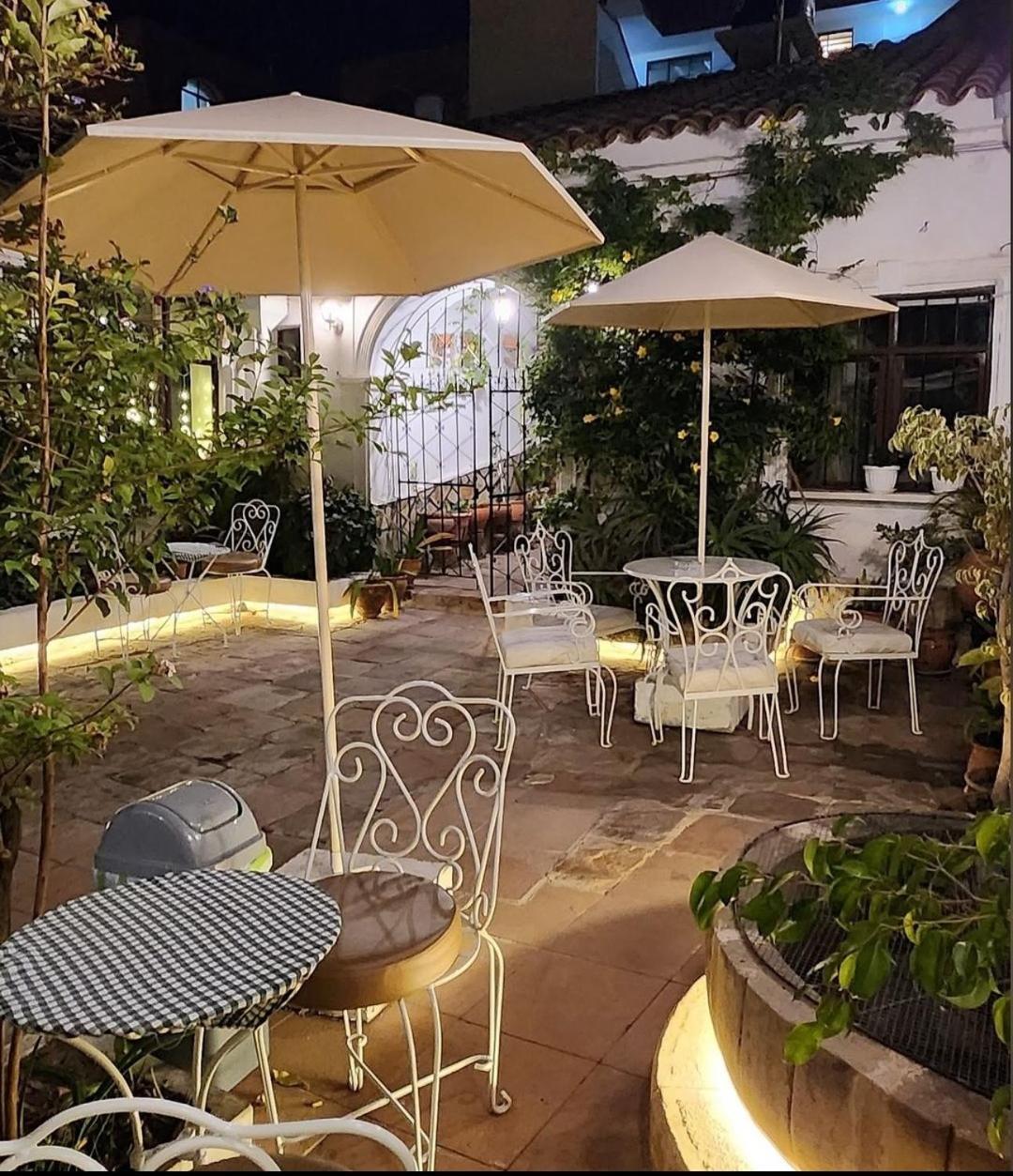 Ajayu Sucre Hotel Bagian luar foto