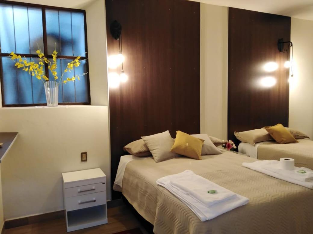 Ajayu Sucre Hotel Bagian luar foto