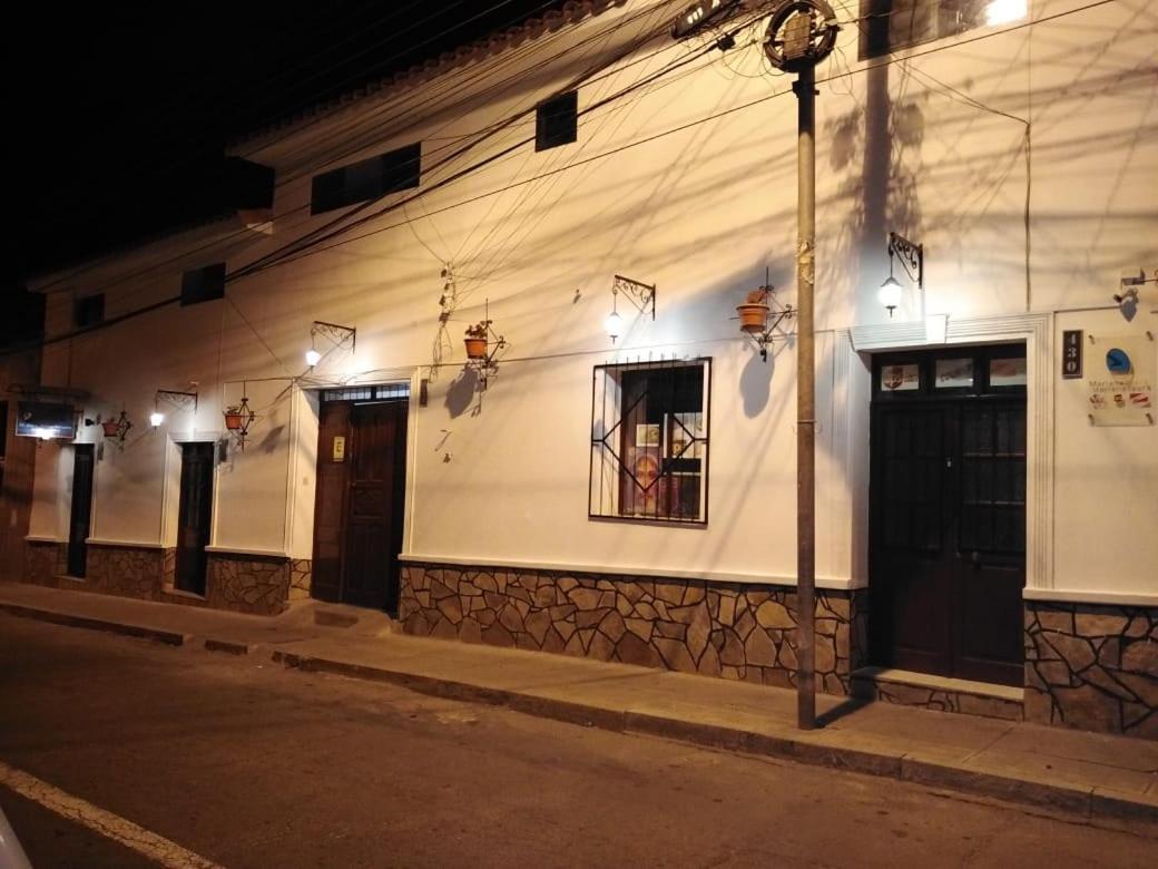 Ajayu Sucre Hotel Bagian luar foto